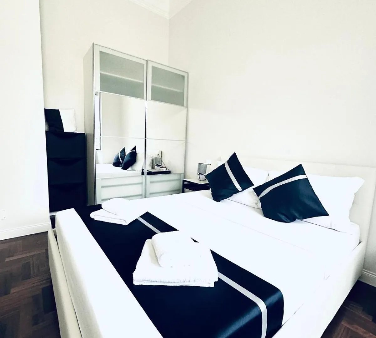 Santa Maria Maggiore Suites Apartments Rome
